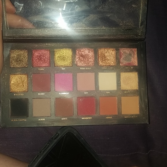 HUDA BEAUTY Other - Original Huda Rose Gold Palette